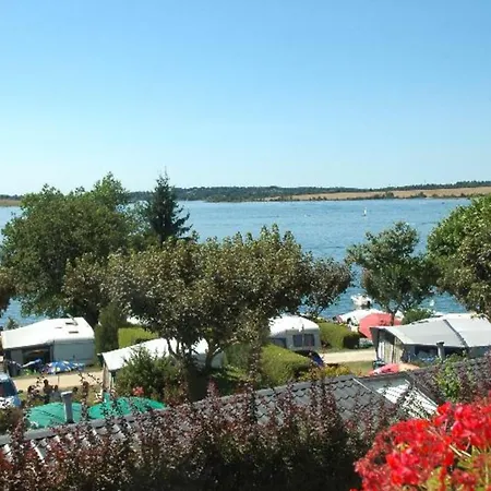 5 Pers. Avec Terrasse Face Au - Api-1-52-600 *